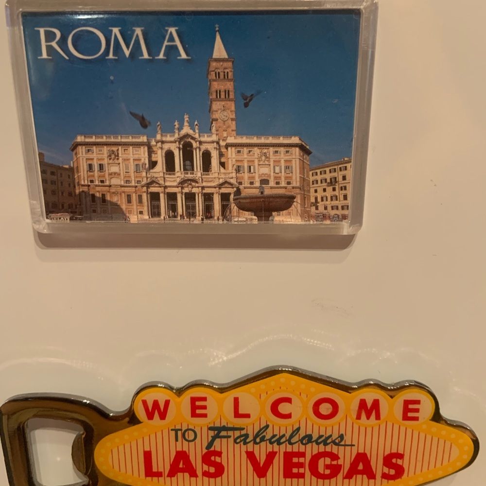 Roma and Souvenir Magnets